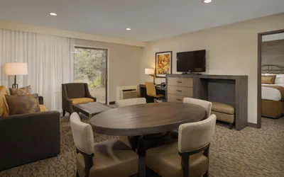 Photo 3 - One Bedroom Suite with 1 King Bed and Sofabed for 4