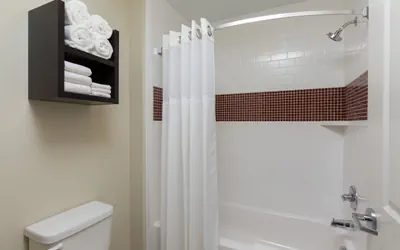 Photo 4 - 2 Bedroom Accessible Nonsmoking