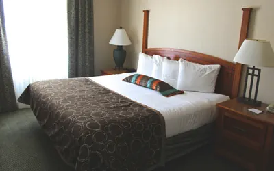 Photo 3 - 2 Bedroom 1 Queen 2 Dbl Beds Nonsmoking