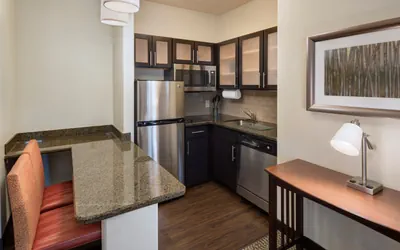 Photo 3 - 1 Bedroom Suite 2 Double Beds Nonsmoking