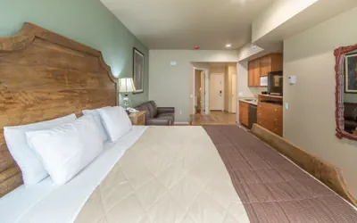 Photo 4 - Hotel Room with 1 Queen bed