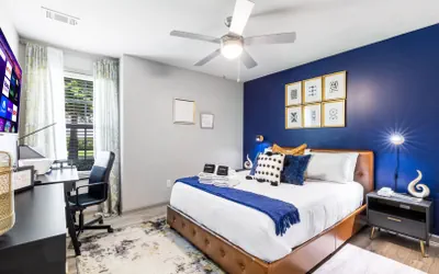 Photo 5 - Modern Swank Luxury Apt 