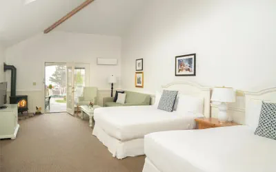 Photo 2 - Partial Oceanview Lodge (Double Queen)