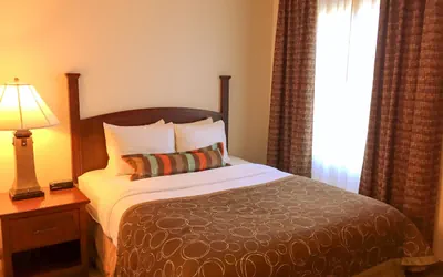 Photo 3 - 1 Bd Nonsmk Conference Ste 1 Queen Bed
