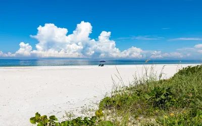 Photo 5 - Two Bedroom Condo with Ocean View