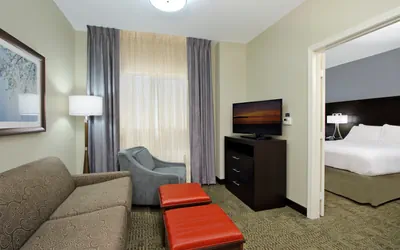 Photo 2 - 1 Bdrm Suite 2 Bed Other Nonsmoking