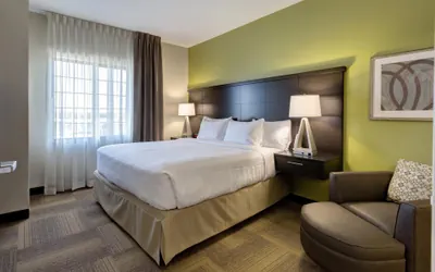 Photo 4 - 1 Bdrm 1 Kng Hearing Access Nonsmoking