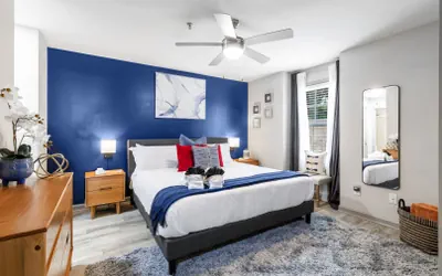 Photo 4 - Modern Swank Luxury Apt 