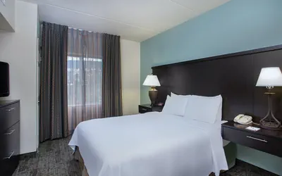 Photo 3 - 1 Bedroom Suite 1 King Bed Nonsmoking