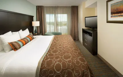 Photo 2 - King Bedroom Suite for 3