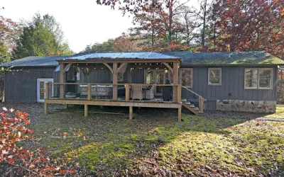 Photo 4 - Campfire Creek Cottage - North Georgia cabin renta