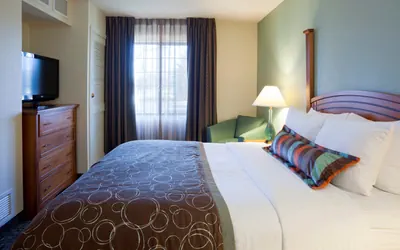 Photo 3 - 1 Bedroom Suite | King Bed