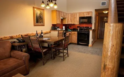 Photo 3 - High Falls Suite