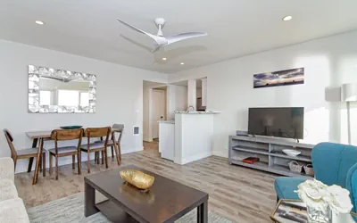 Photo 2 - B Penthouse