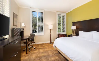 Photo 3 - 1 Bedroom Suite 1 King Bed Nonsmoking