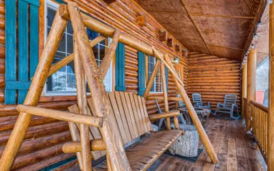 Photo 5 - 6 Bedroom Cabin