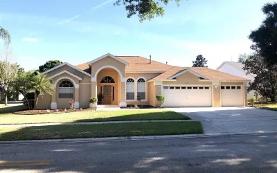 Photo 2 - Spacious 4 Bed South Facing Pool Villa Near Disney