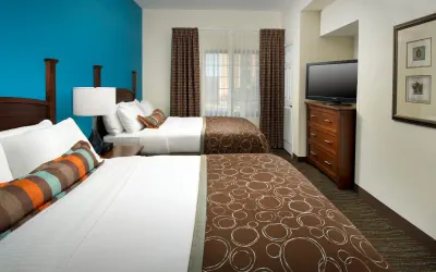 Photo 5 - 2 Bedroom Suite 1 Queen 2 Dbl Nonsmoking