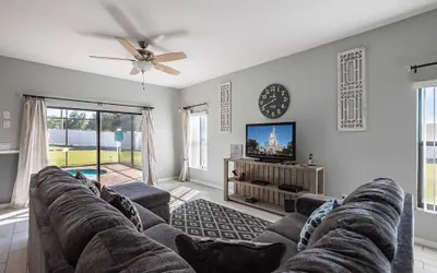 Photo 3 - Lazy Breeze Villa- Pool/Spa, Gameroom, near Disney