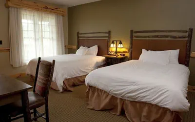 Photo 4 - Cedar River Suite
