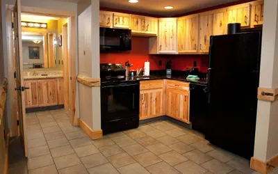 Photo 3 - Ledge Rock Suite