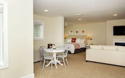 Photo 2 - Suite | Corner Sunset View Junior