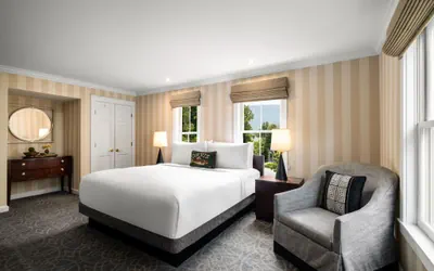 Photo 2 - Orvis Inn 2BR Premier Queen Suite