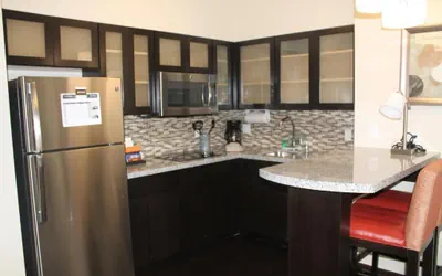Photo 2 - 1 Bdrm Suite 2 Bed Other Nonsmoking