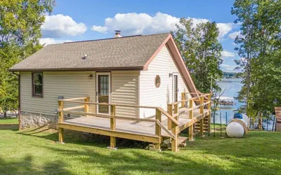 Photo 2 - 3 Bedroom Cottage for 8