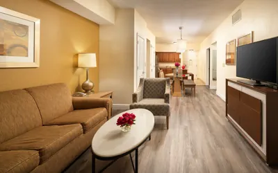Photo 3 - 2 Bedroom Suite