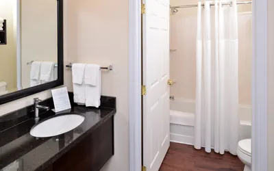 Photo 4 - 1 Bedroom Suite Queen Bed Nonsmoking