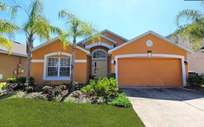 Photo 2 - Fabulous Three-bedroom Villa - Privacy & South Facing Pool