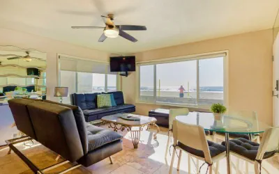 Photo 2 - 108-Ocean Front Combo