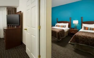 Photo 5 - 1 Bedroom Suite 2 Double Beds Nonsmoking