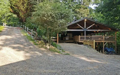Photo 2 - Poplar Ridge Retreat- Blairsville GA