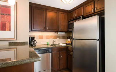 Photo 2 - 2 Bdrm 2 Bath Hear Access Roll Shwr Ns