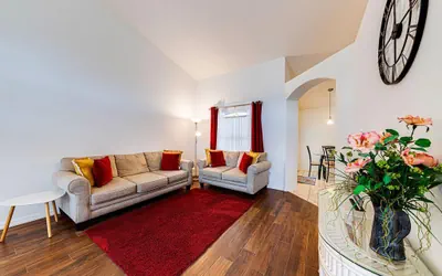 Photo 5 - Spacious 4 Bed South Facing Pool Villa Near Disney