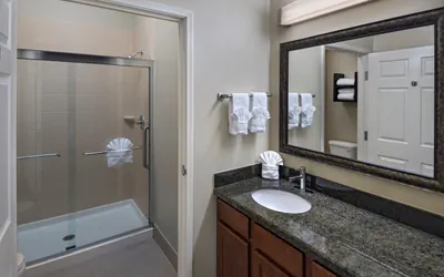 Photo 5 - 1 Bedroom Suite 2 Double Beds Nonsmoking