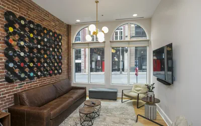 The Record Room - 2 Blocks to Broadway