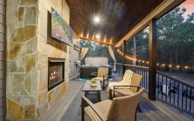 Photo 2 - HAPPY PLACE HIDEAWAY