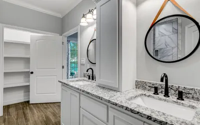 Photo 4 - 3451 😇Renovated gem. Chef Kitch. Wheelchair A. Free Parking