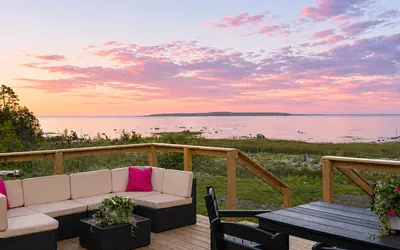 Photo 2 - Lakeside Retreat~Mackinac Island Direct View