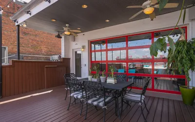 Photo 5 - The Titan Penthouse Downtown
