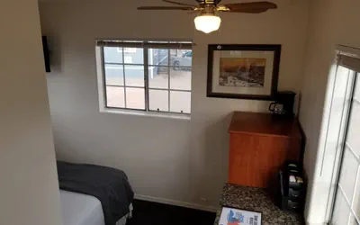 Photo 3 - 72B Family Retreat near Grand Canyon South Rim Sleeps 4