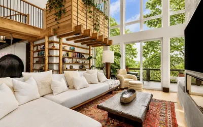 Photo 3 - The Songwriter's Mansion