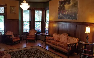 Photo 5 - Historic Victorian Inn - Wine Suite - KP117Wine