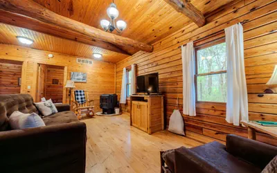 Photo 4 - Pine Grove Cabin