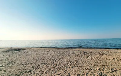 Our Newest Lake Cottage ~ The Lake Erie Breeze Hutch