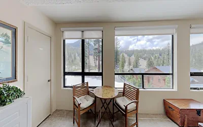 Photo 2 - Fantastic 3 Bedroom Condo with Great Views and Quiet Slopeside Location! (Unit 201 at 1849)