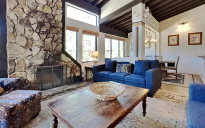 Photo 5 - Remodeled Spacious Condo - Next to Car Charging, Hot Tubs, Village Gondola (Unit 672 at 1849)